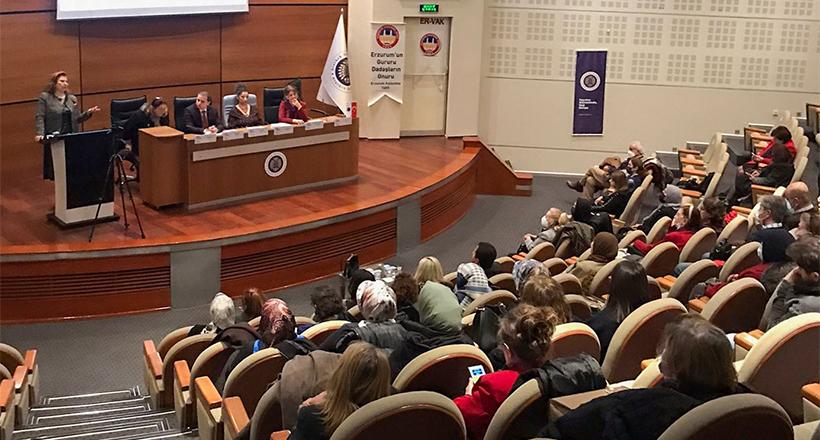 Güçlü Türk Kadınları Anlatıldı