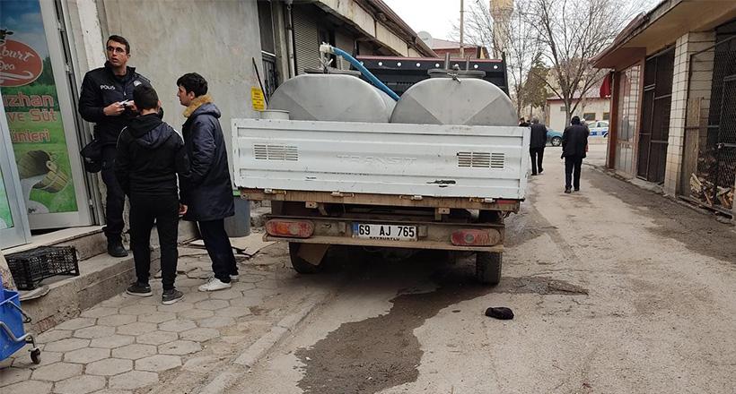 Dikkatsiz Sürücü Canından Etti!