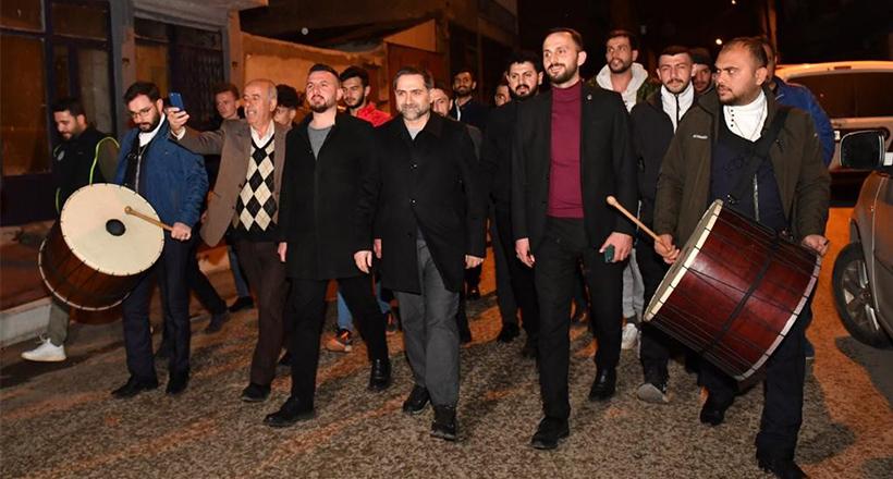 Vatandaşı Sahura Kaldırdı