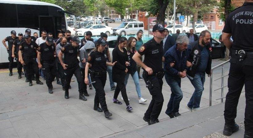 Erzurum’da Torbacı Operasyonunda 8 Şüpheli Tutuklandı