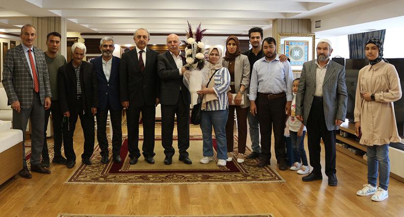 Afgan Ailelerden Teşekkür Ziyareti