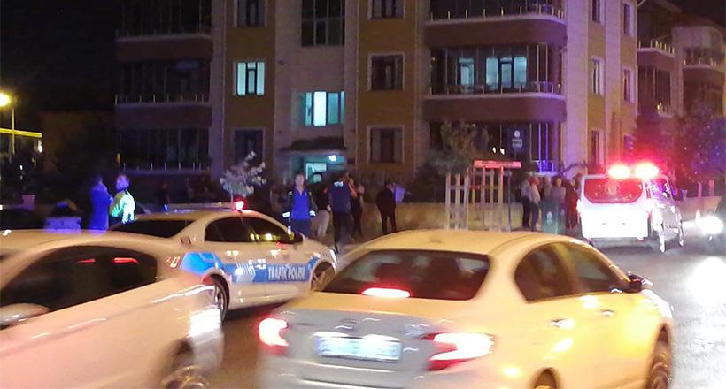 Bahçe Duvarını Aşıp Binaya Çarptı