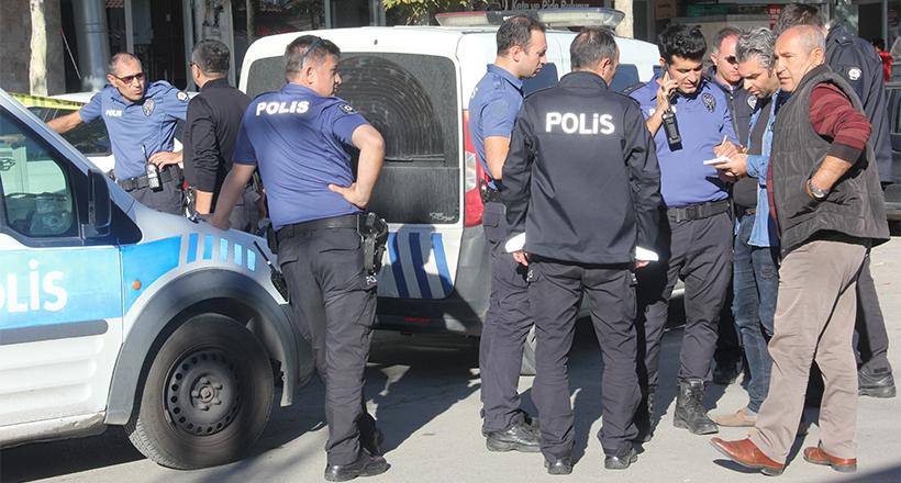 Kavga Ettiği Genci Pompalı Tüfekle Vurdu