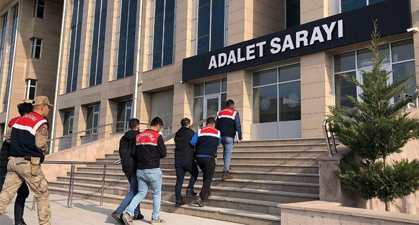 Göçmenler İçin Fidye İstediler
