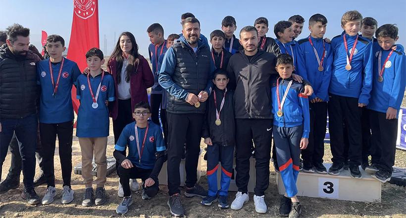 Krosta Dadaşları geçene aşk olsun!