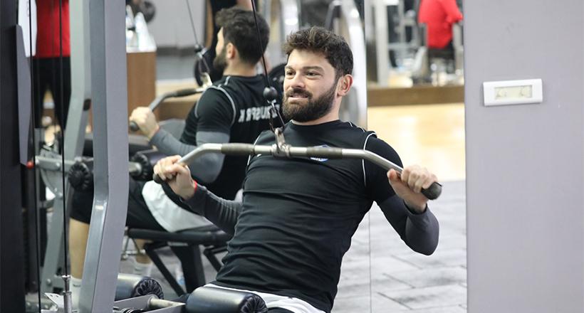 Fırtınadan kaçtı fitness yaptı
