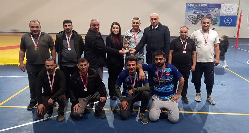 Filenin Şampiyonu İmamlar