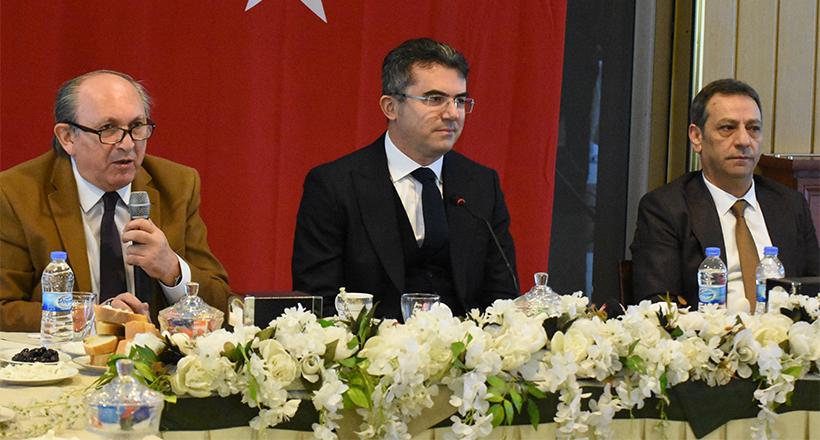 Vekillik büyüklerimizin takdiri!