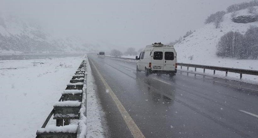 Kızıldağ’da kar yağışı etkili