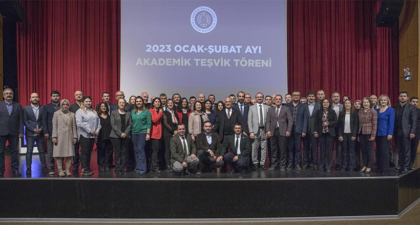 Akademisyenlere teşvik ödülü