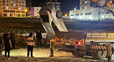 4 metre yükseklikteki dereye uçtu!