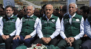 700 milyonluk tesisin temelini Bakan Kirişçi attı