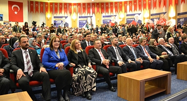 Adaylar tanıtıldı