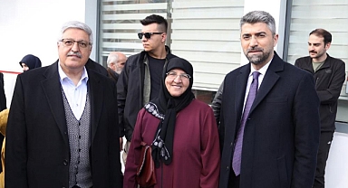AK Parti'de yedi koldan saha çalışması