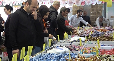 Bayram heyecanı başladı tezgâhlar şenlendi