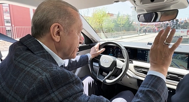 Cumhurbaşkanı Recep Tayyip Erdoğan Togg'un kalbinde