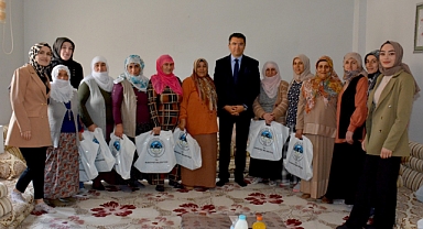 Depremzedelere ekmek pişiren kadınlara teşekkür