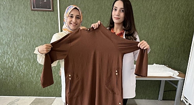 Diyetisyeni ile birlikte aynı kıyafete sığdılar: 6 ayda 50 kilo