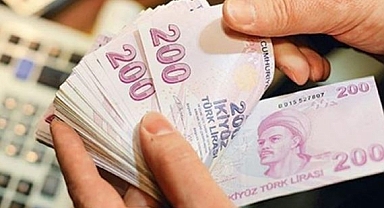 Emekli aylık ve ikramiye ödemeleri başladı