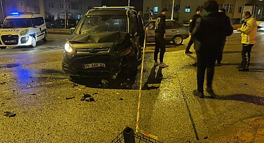 Erzurum'da kaza ucuz atlatıldı!