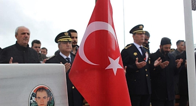 Erzurum'da polis haftası törenlerle kutlanıyor