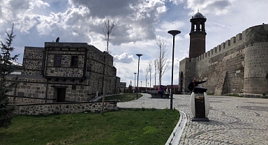 Erzurum’da tarih gün yüzüne çıkarıldı