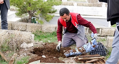 Erzurum mezarlığında bebek cesedi alarmı