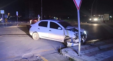 Gece yarısı feci kaza!
