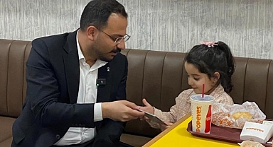 Gençlerle buluştu, vaatleri sıraladı...