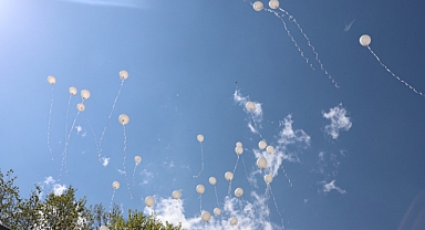 Her kayıp için gökyüzüne bir balon