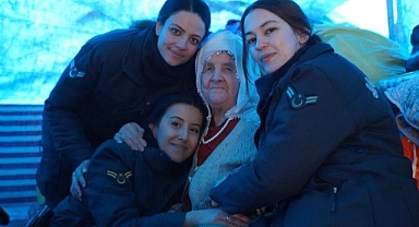 Jandarmanın kadın astsubaylarından tam destek