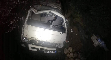 Kaygan yol kazaya neden oldu; 6 yaralı!