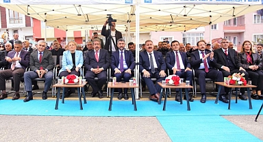 Küçükoğlu sosyal destekleri paylaştı