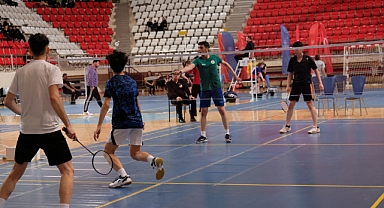 Okul Sporları Gençler Badminton Türkiye Şampiyonası sona erdi