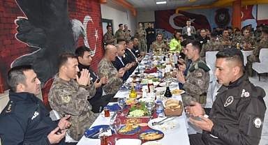 Özel Harekat Polislerine sahur süprizi