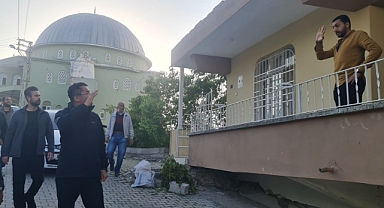 Vali Okay Memiş Hatay'da bayram kutladı