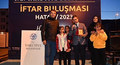 Yakutiye Belediyesi, Hatay'daki depremzedelere iftar verdi