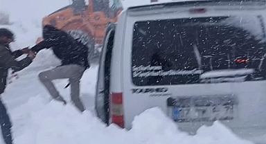 Yolda mahsur kaldılar