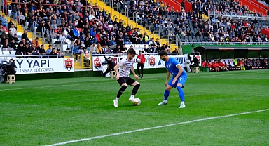 24Erzincanspor ve Vanspor FK Play-off’ta