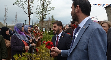 BBP Erzurum’da halkla kucaklaştı