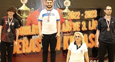 Bowling başarılarına Federasyon Kupasını da eklediler