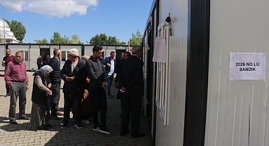 Deprem bölgesinde seçim zamanı