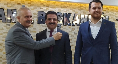 Deva Partisi'nde şok istifa!