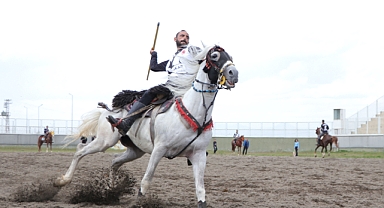 Erzurum'da ata sporu cirit heyecanı