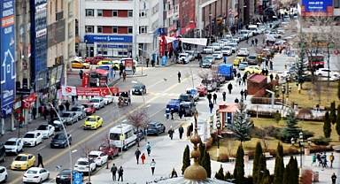 Erzurum'da trafiğe kayıtlı 20 bin 939 traktör var   