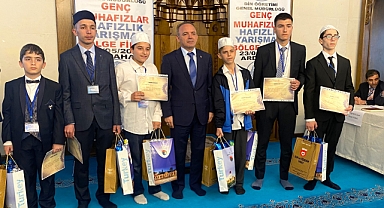 Erzurumlu hafızlar birinci