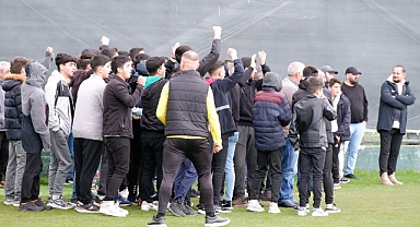 Erzurumspor FK zorlu Altınordu deplasmanından umutlu