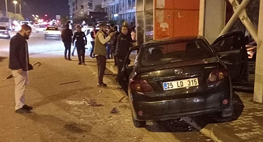 İki otomobilin çarpıştığı kazada 10 kişi yaralandı!