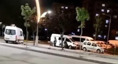 Kaldırıma bırakılan çanta, polisi alarma geçirdi!