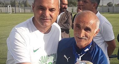Kupaya dokunmak için Iğdır'a gitti